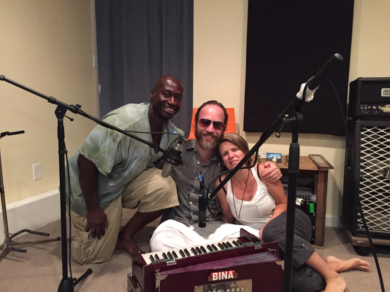 Kirtan w/ Noah Baumwoll