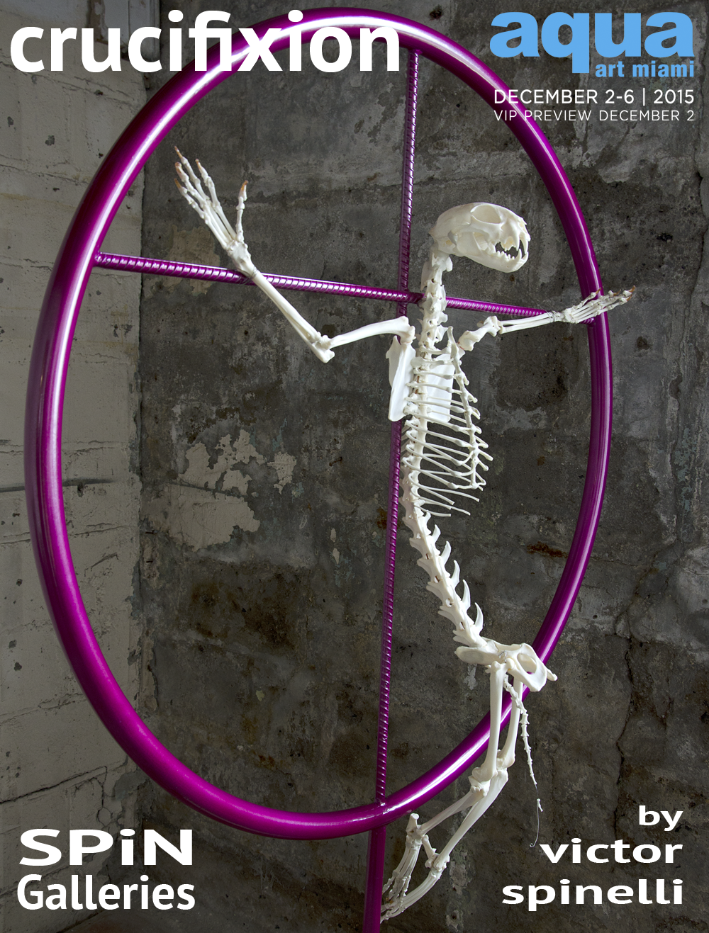 I present “Lynx Rufus”, one of the 5 skeletons for my “Crucifixion” sculptures series that will debut at Aqua Art Miami next week. 65x40in. Steel, ribar with wood base. The
premise of this project questions the inability of the Human race to
live and share our planet with our fellow animals. We are taking over
the earth and driving to extinction a great number of species. We are
inhabiting their space. We are invading it. We need to learn,
and quickly, on how to cohabitat on this planet with all forms of
life.
Te presento “Lynx Rufus”, uno de los 5 esquelotos en mi serie “Crucifixión”. Este proyecto debutará en Aqua Art Miami durante la próxima semana. 65x40in. Acero con una base de madera.
