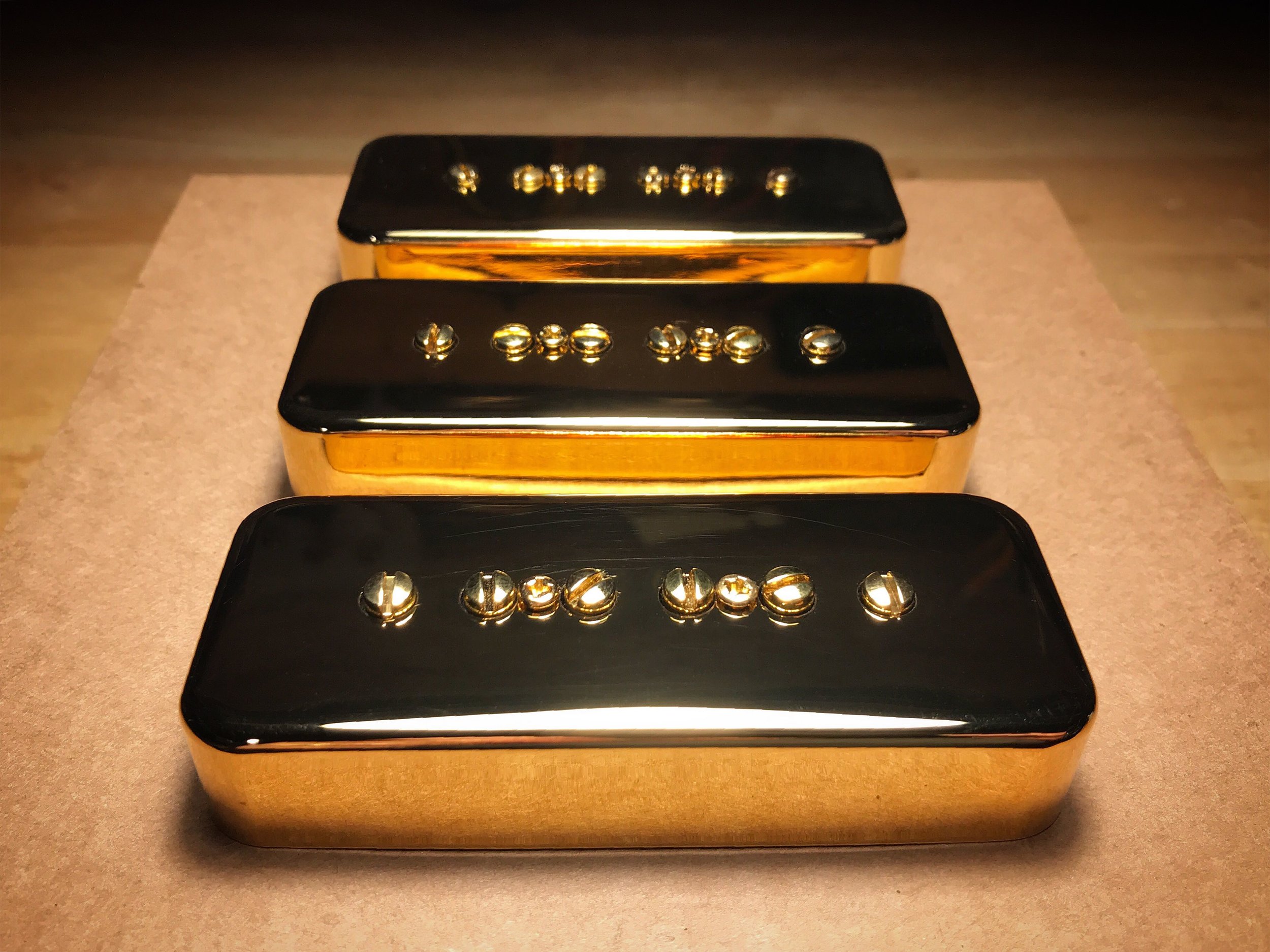 P-90 Soapbar · Gold Traditional