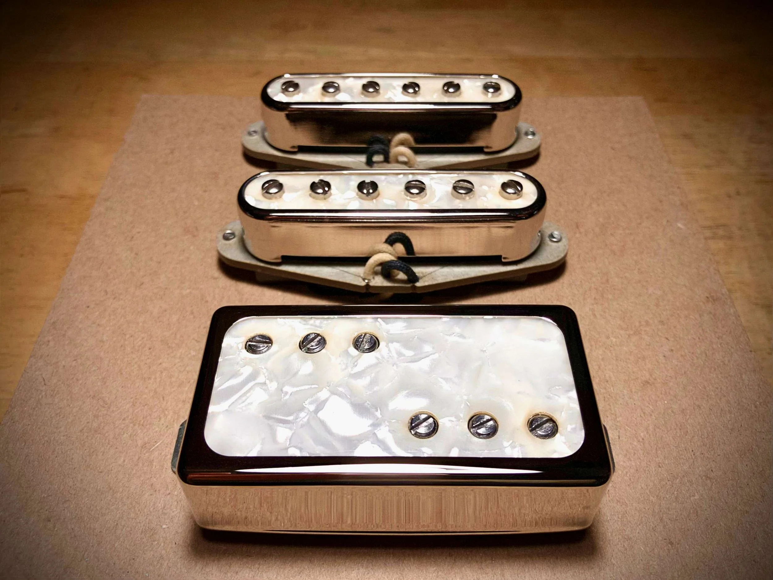 TM-HB_Nickel_Open_White_Pearl.jpg