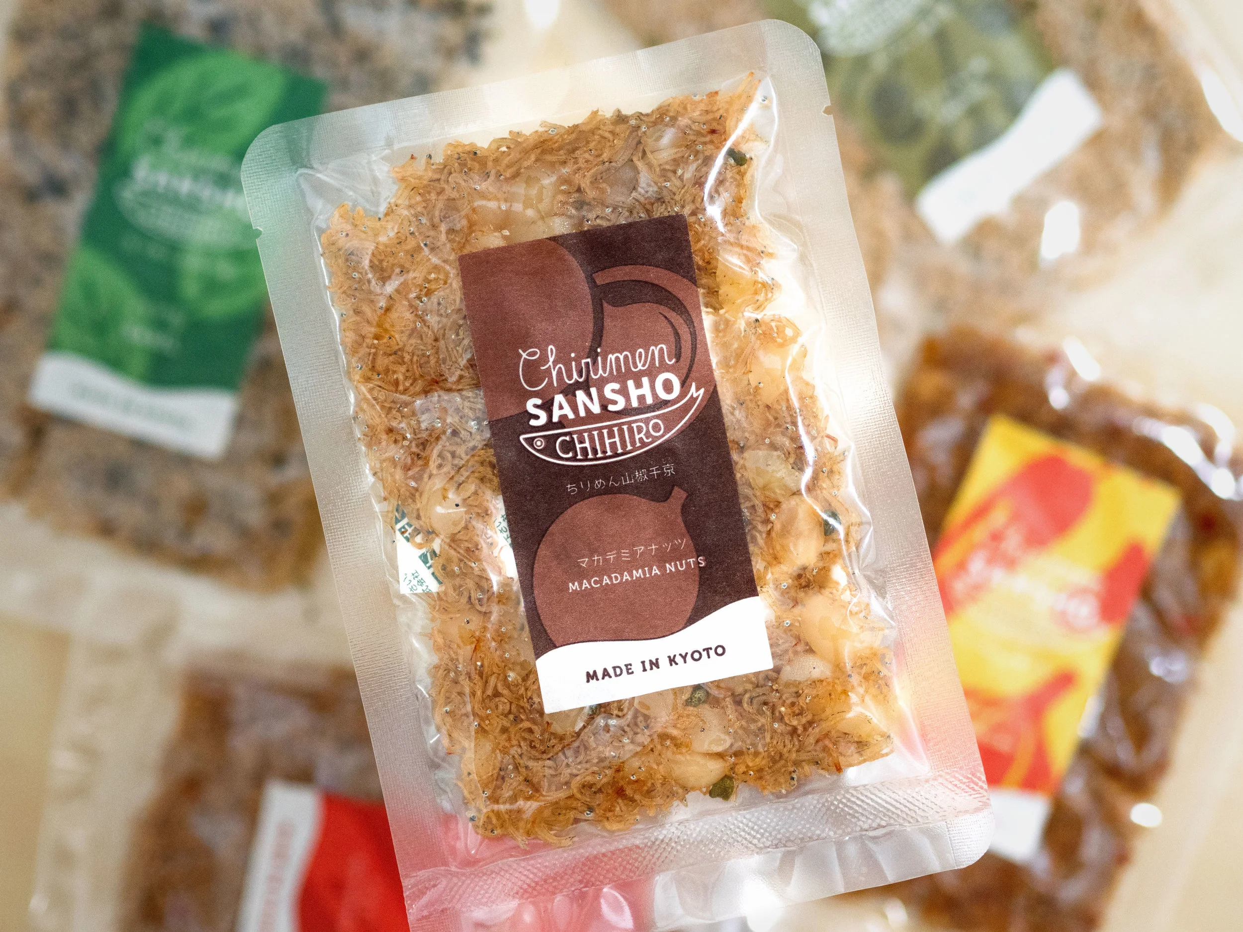 Chirimen-MacadamiaNuts.jpg