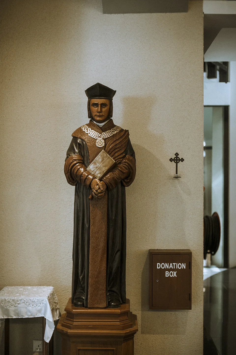 B-F070.jpg