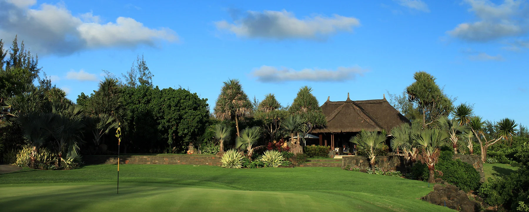 18th-Hole-Golf-Course-Ile-aux-Cerfs.jpg