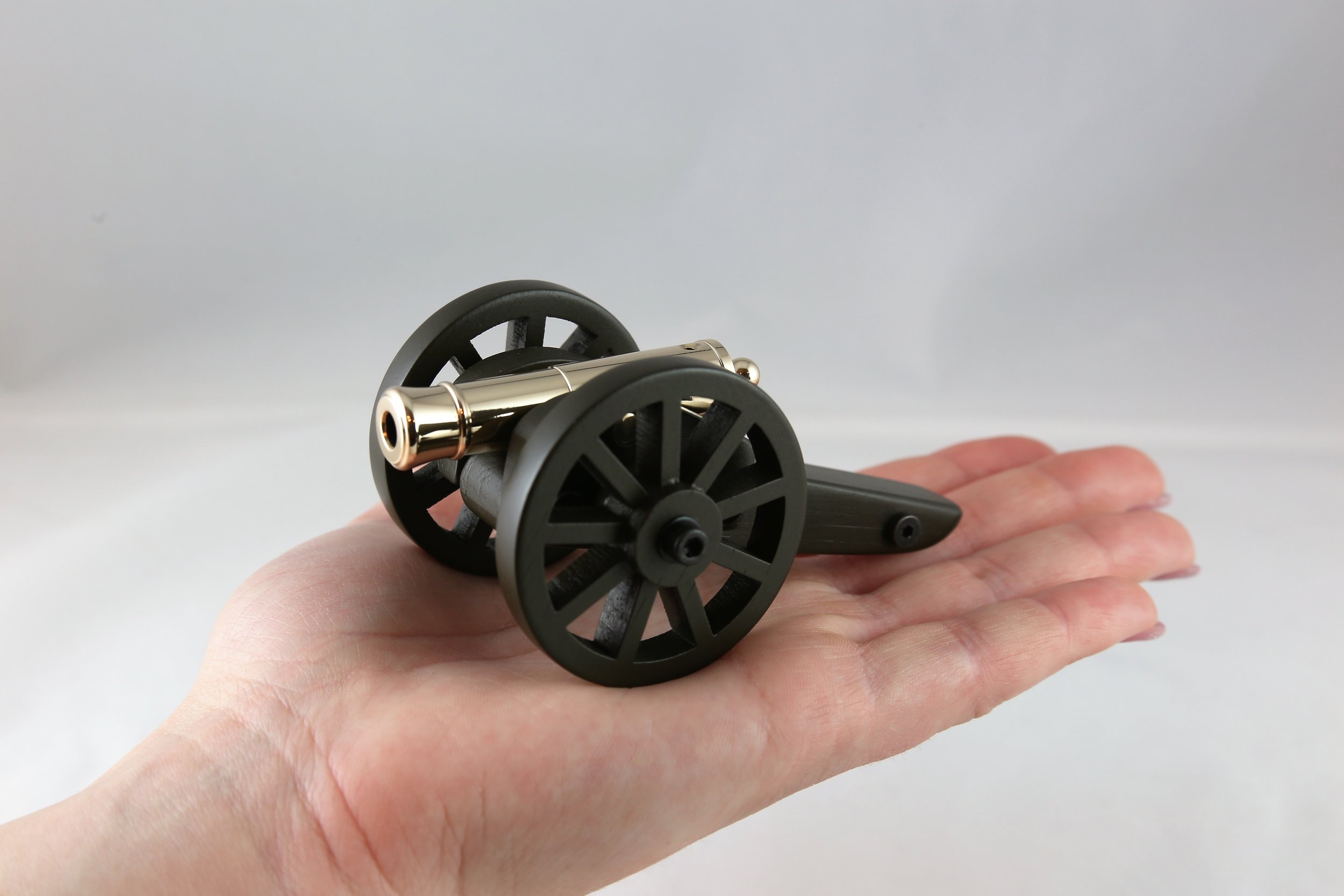 EASYANT Mini Cannon Métal De Bureau en Acier Inoxydable CNC Usiné Mini Modèle Cannon 