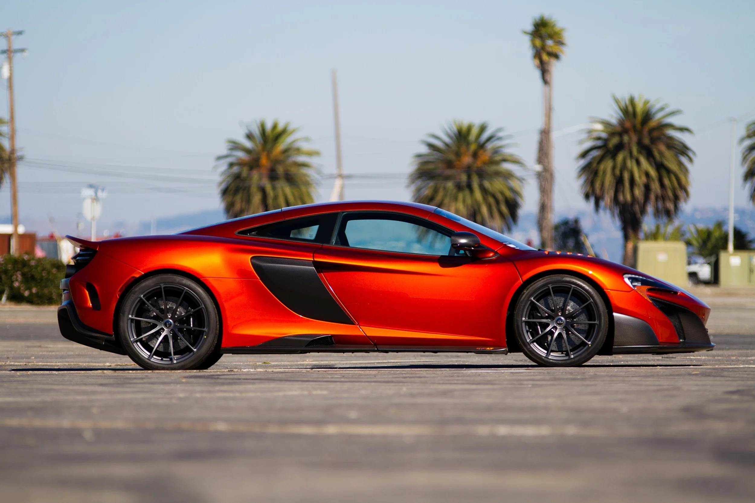 McLaren 675LT after the show, during the photoshoot. 