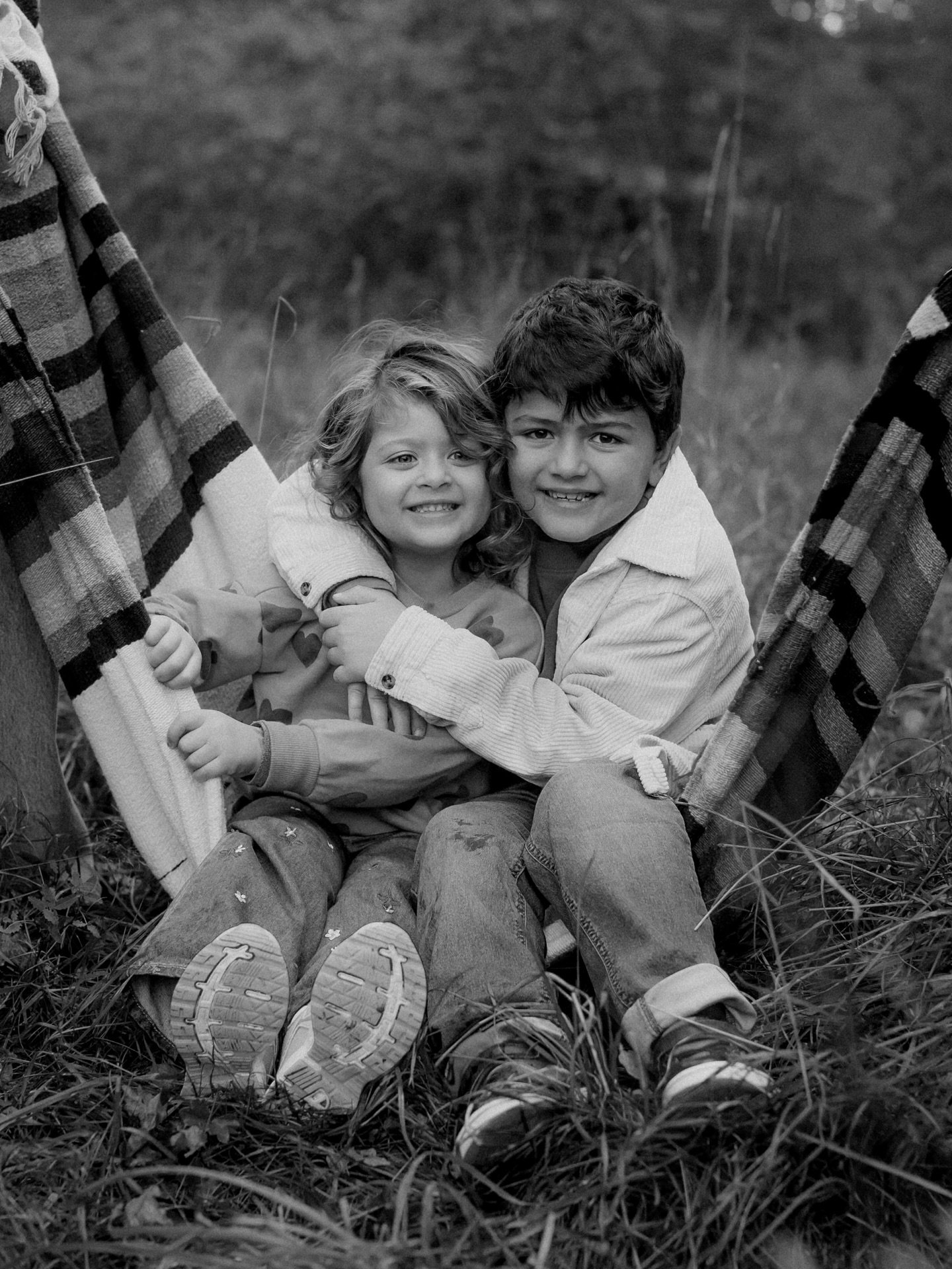 EN TIMMES FAMILJEFOTOGRAFERING
.
&Auml;r sv&aring;rslaget. N&auml;r minisessioner ger dig de d&auml;r enstaka vackra portr&auml;ttbilderna s&aring; ger en timma hela upplevelsen och ett galleri fylld av de b&auml;sta bilderna p&aring; er. En blandnin