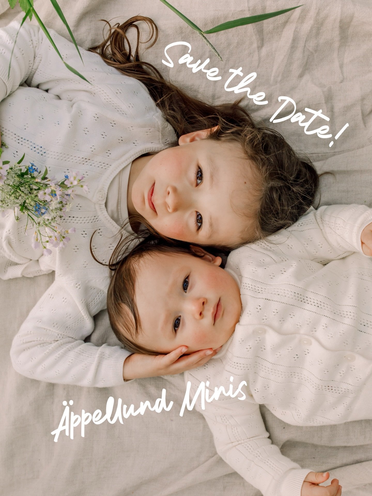 &Auml;PPELLUND MINIS
.
Save the date! Nu blickar vi fram mot gr&ouml;nskande v&aring;r och blommande &auml;ppeltr&auml;d. Snart sl&auml;pper jag endast tv&aring; tider f&ouml;r &Auml;ppellund Minisar. Datumet &auml;r satt den 21 maj och tiderna &auml