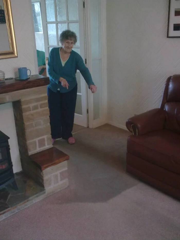"Very pleased with the cleaning of carpet. Your rep Mark was very obliging and pleasant" Mrs Yarwood, Macclesfield, 26/05/11