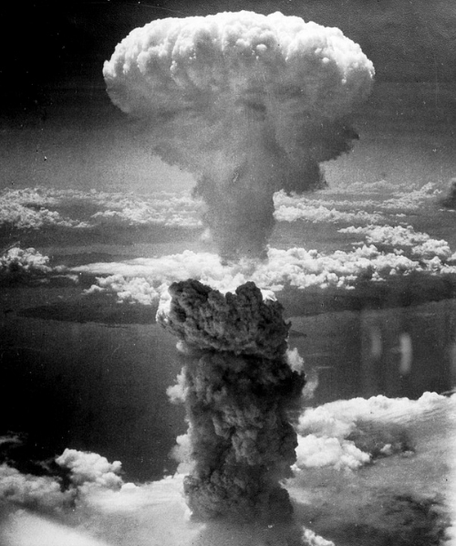 atomic-bomb-398277_960_720.jpg