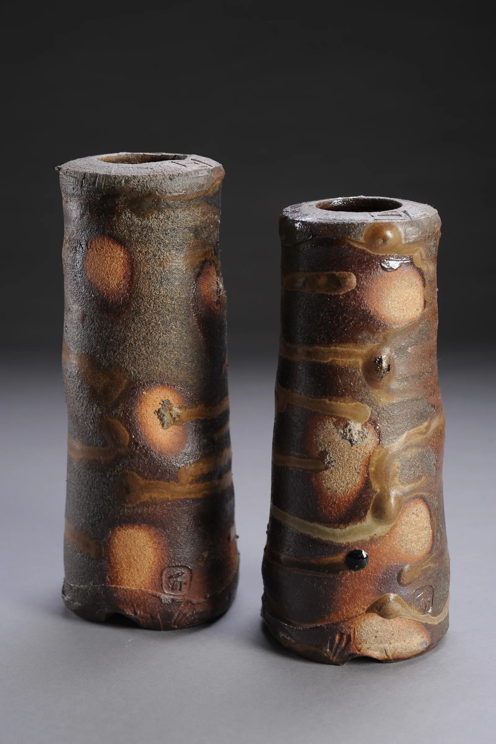 Side-fired grate pots