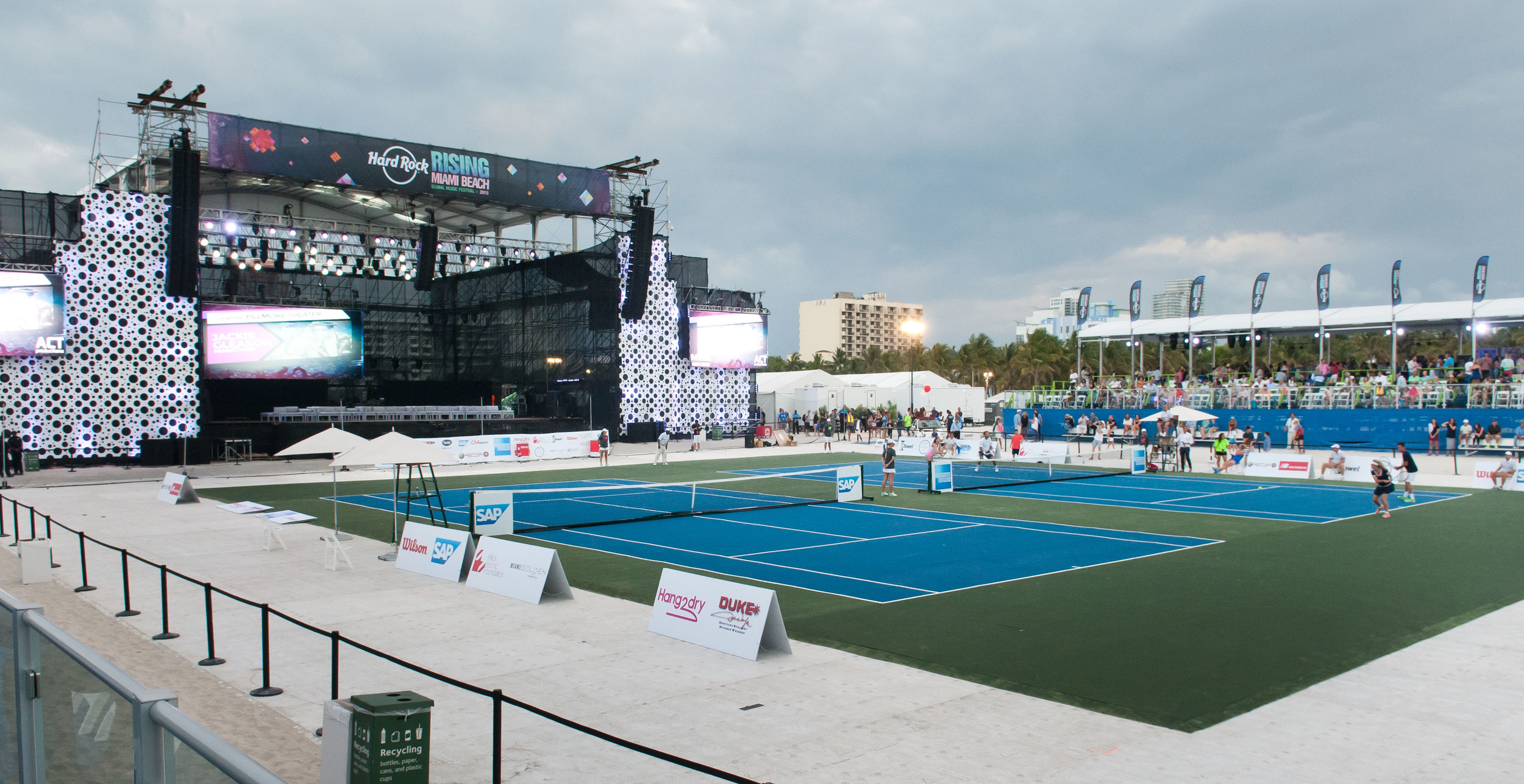 21319-MB100-MiamiBeach-TennisProExhibition .jpg