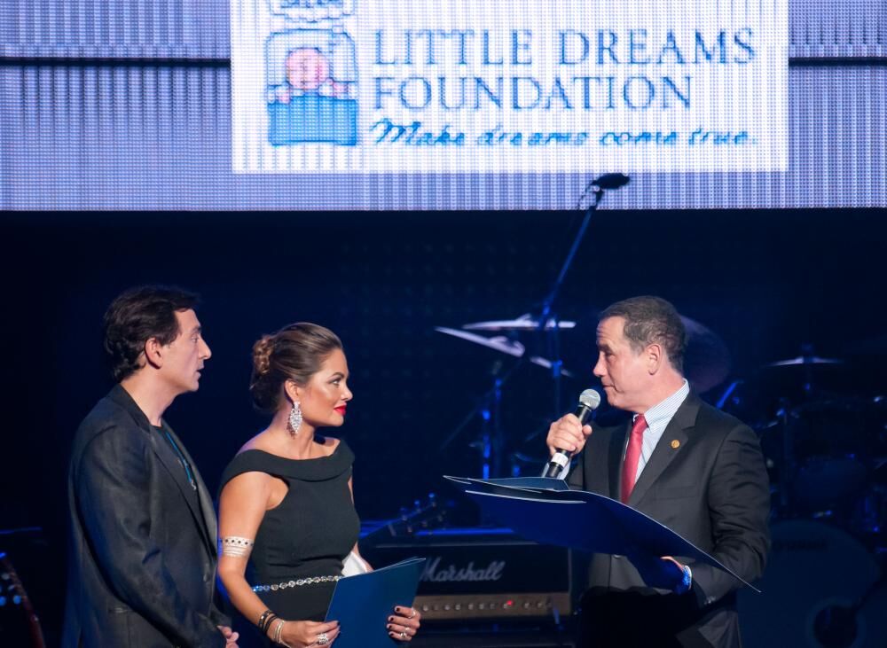 David Frangioni, Orianne Collins, and Mayor Philip Levine