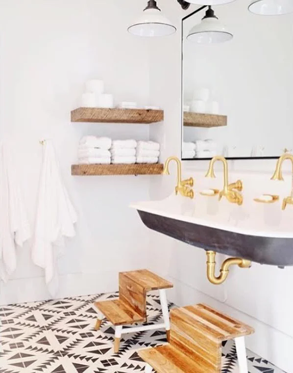 Bunk Room Bath