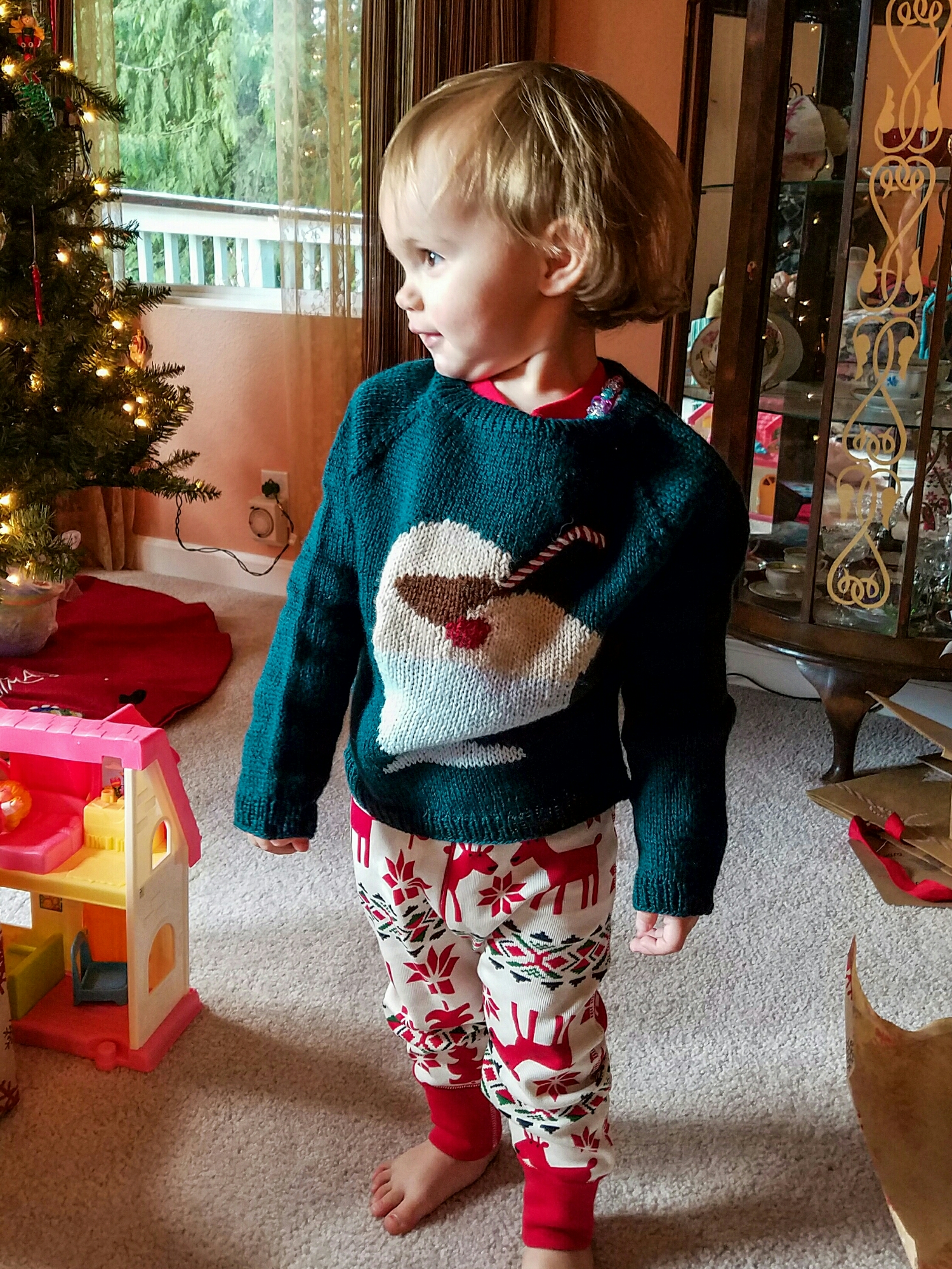 Her daughter wearing the version I made on Christmas Day