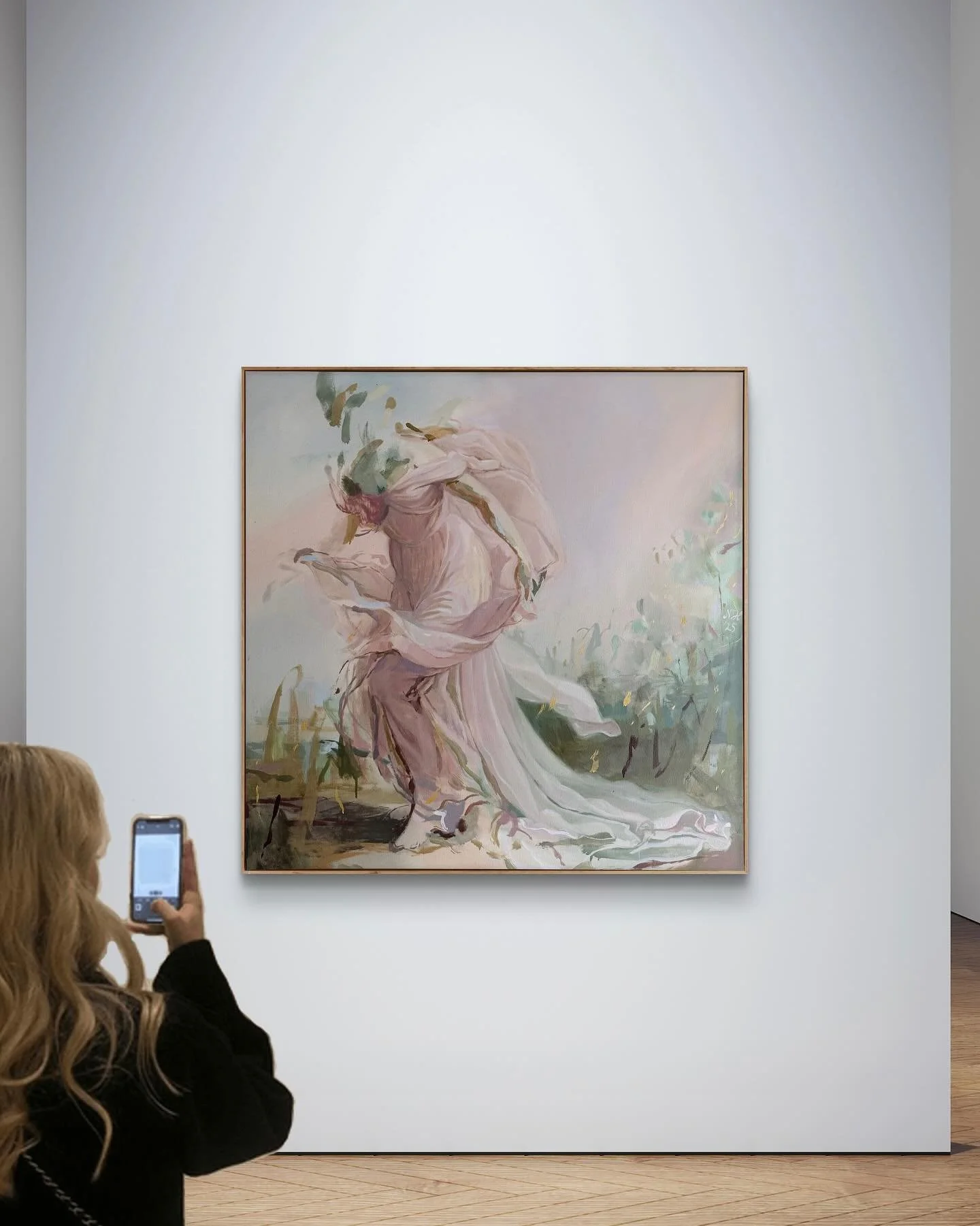 I haven’t painted since June.
What started as a short pause has unexpectedly turned into a four-month stretch and became time I now see as deeply necessary — a moment to slow down, to tune in, and to realign with what I truly want to say