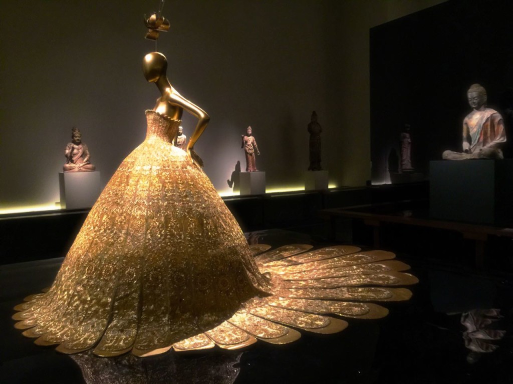 MET exhibition "China: Through the Looking Glass"