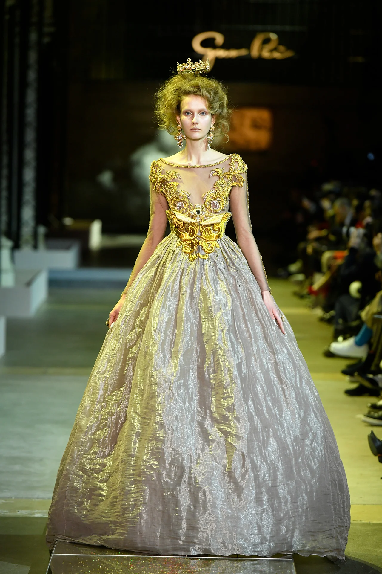 Guo-Pei-ss2017_13.jpg