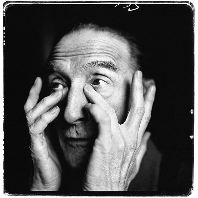 Marcel Duchamp, artist, New York, January 31, 1958.

#richardavedon #marcelduchamp