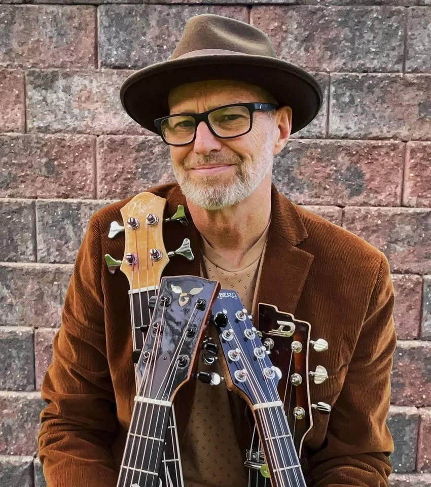 Happy Hour: Andy Baker