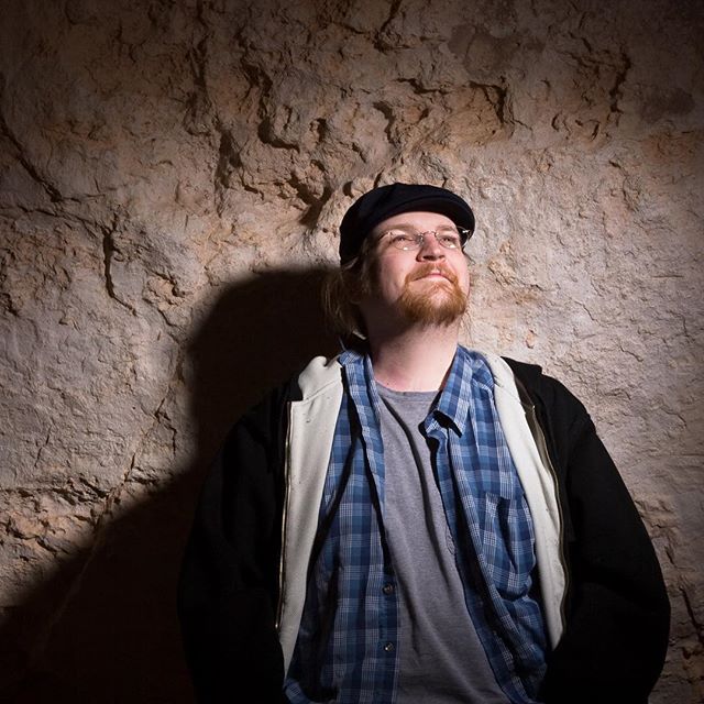 Throwback portrait from a road trip when we were traveling through Bryce Canyon. .
.
.
.
.
#brycecanyon #nps #moodyportrait #dramaticportrait #environmentalportrait #boldshadows #utah #visitutah #portraitphotographer