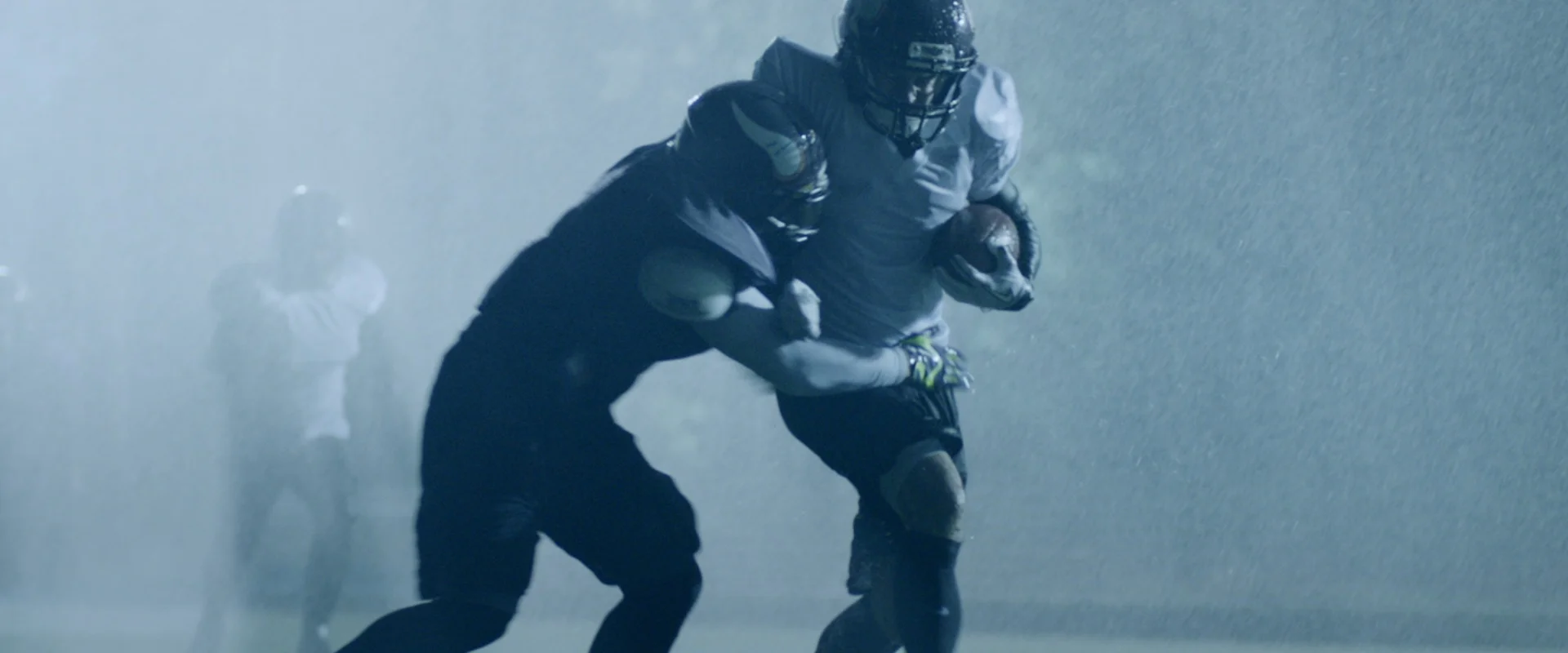 NIKE  'GO ALL THE WAY'.mov-MoviePrint-1-frame000687.jpg