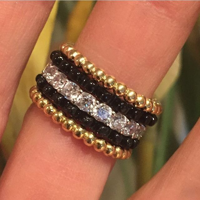 Favorite combination! #18kgold #diamonds💎 #onyx #eternitybands #stacks #finejewelery #thursday #jewelryaddicts #aglantzinc