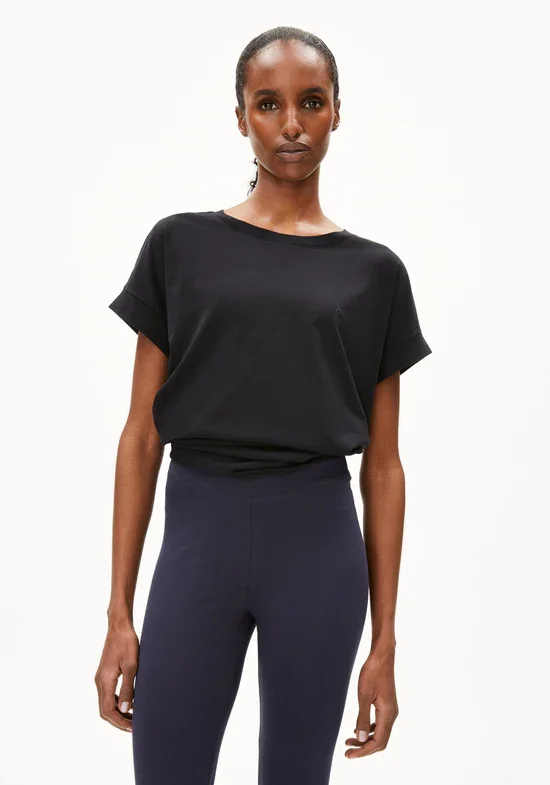 Idaara T-Shirt in Black - ArmedAngels