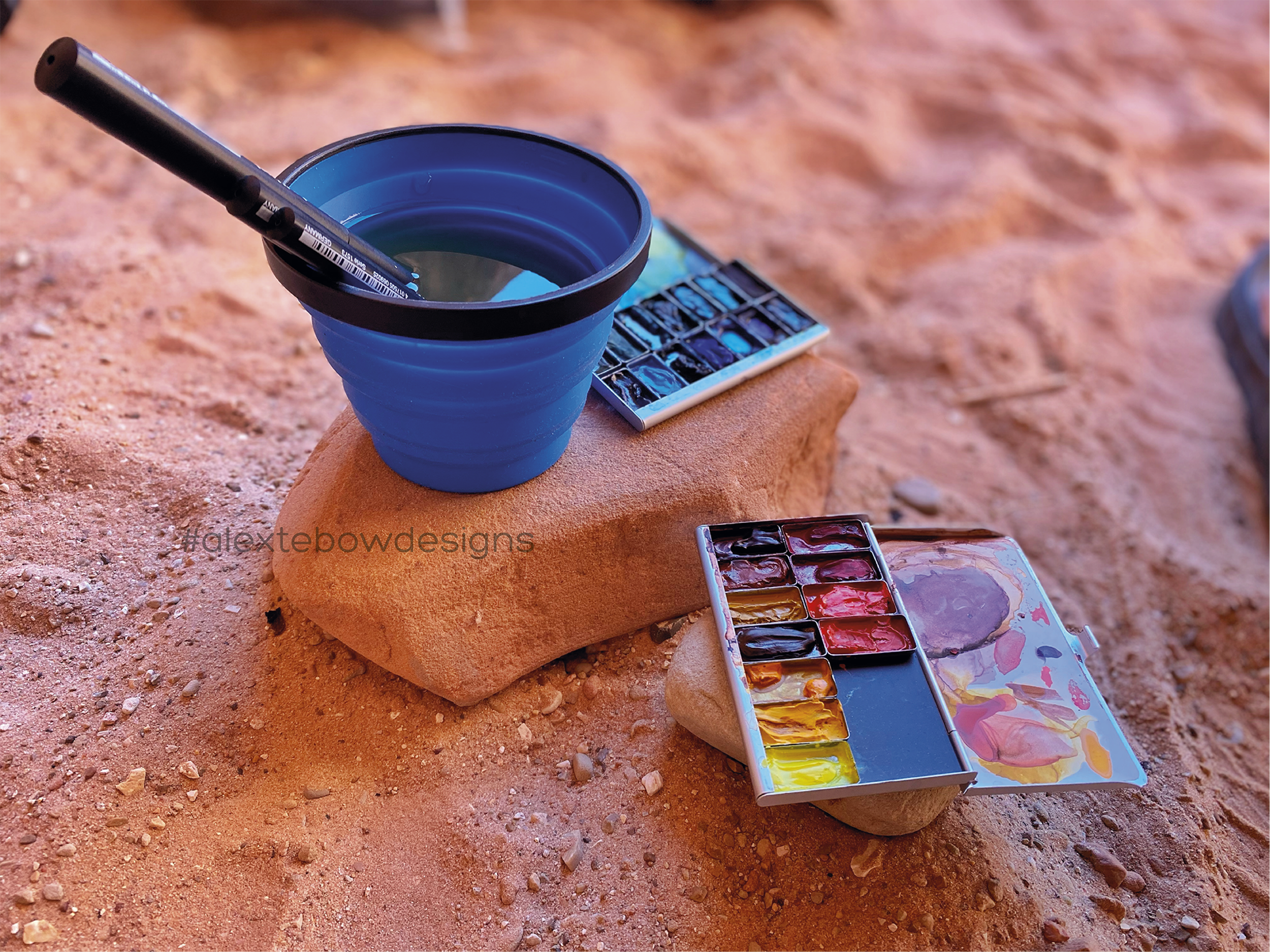 15 Stocking Stuffers for Artists