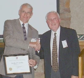 08awardslloyd.jpg