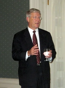 1004alan2.jpg