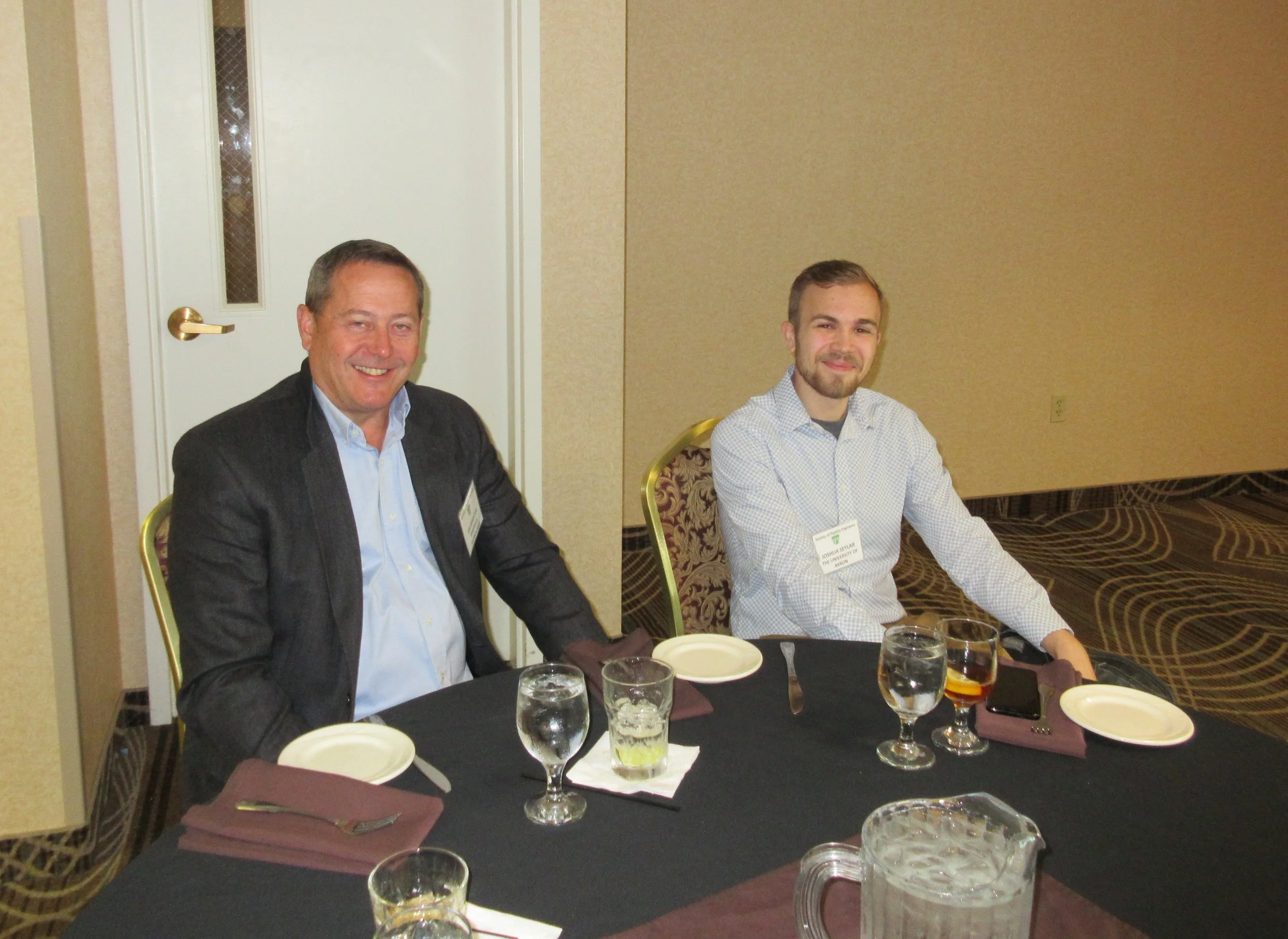 C-Social Hour_03 (002).JPG