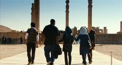 Shiraz's local sports celeb tours the sites with friends...