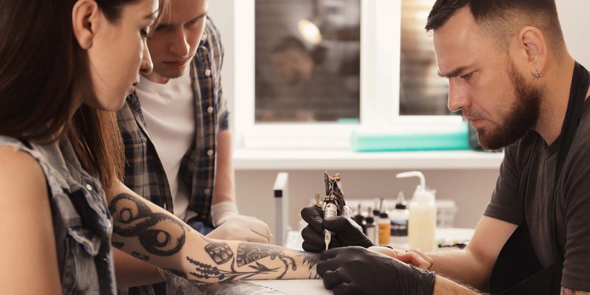 Tattoo Apprenticeship Courses for UK Students - Tattoo Training