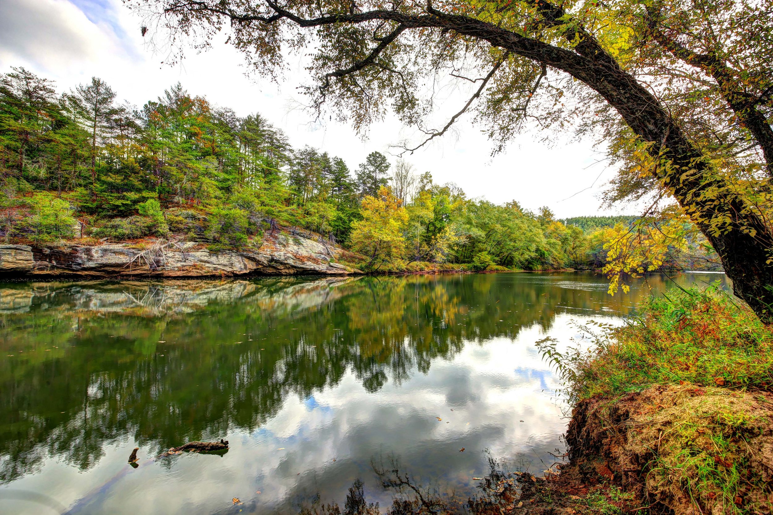  The Catawba River Club boasts some of the cleanest water in the area. 