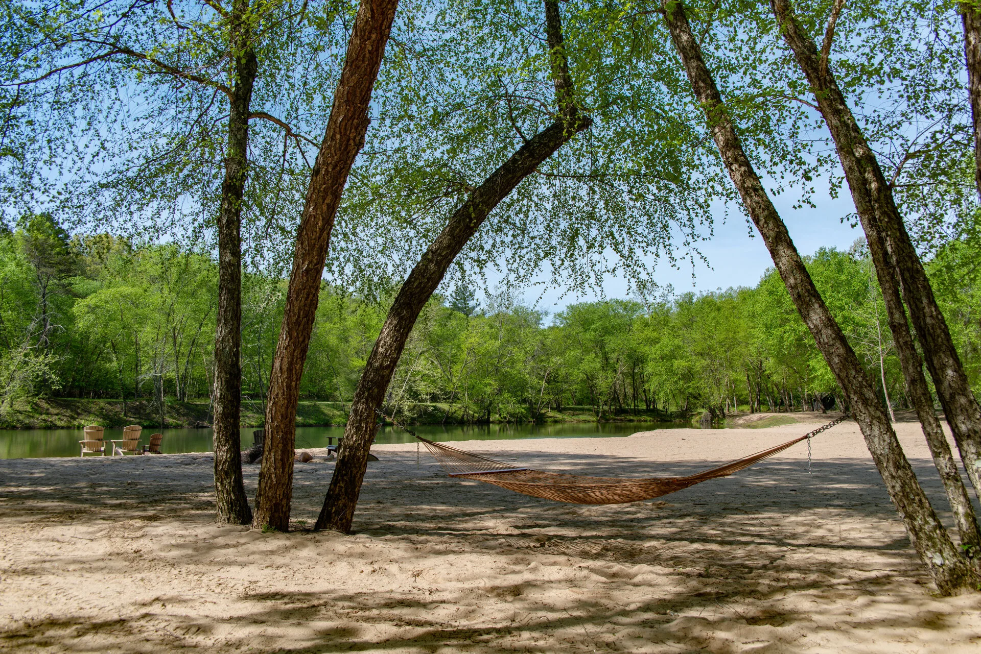  Surround yourself with nature, only minutes from town, at Catawba River Club. 
