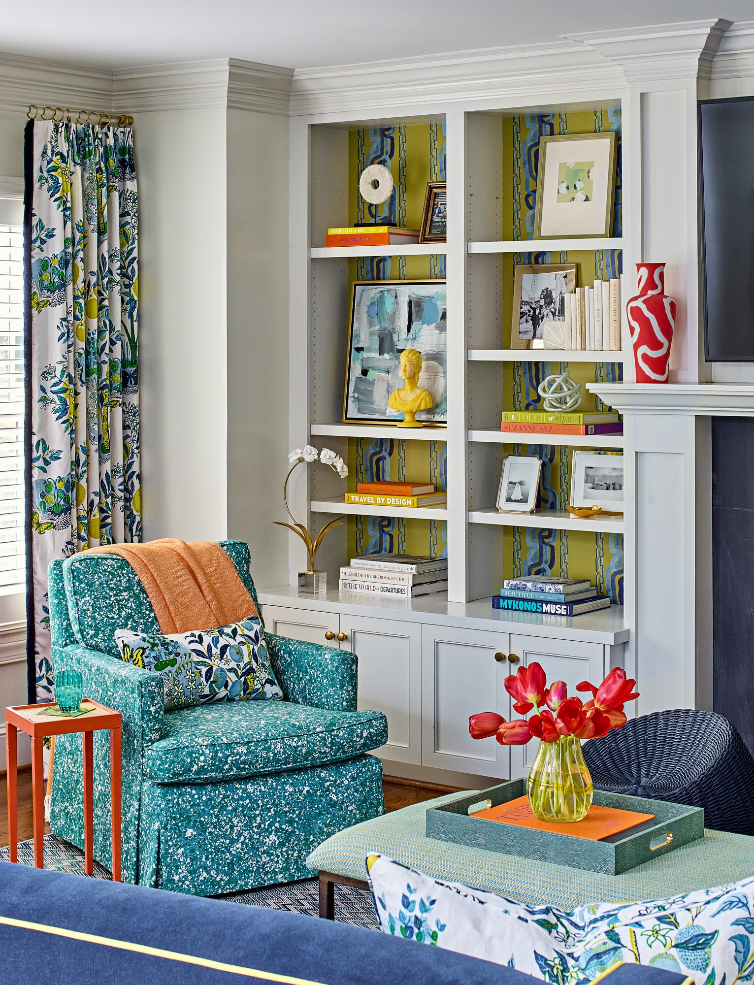 Interior Designer Blog Feature Hannah Ozburn Sitting Room.jpeg