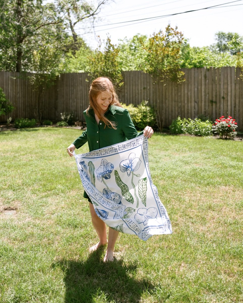 Overwhelmed with the amazing response to our newest Blue Bamboo scarf that just launched! These blue &amp; white silk scarves are selling quickly, so snag yours now before it&rsquo;s too late! 💚💙