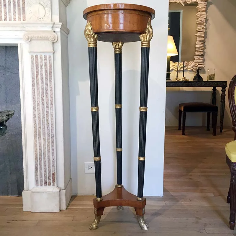 7001_Torchere 1.jpg