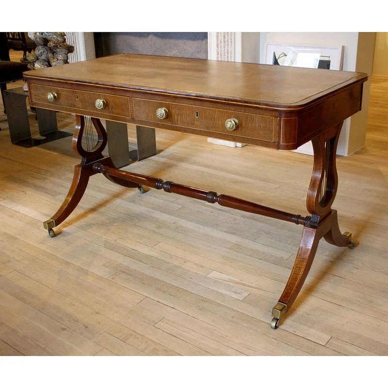 7672_Trestle Writing Table site.jpg