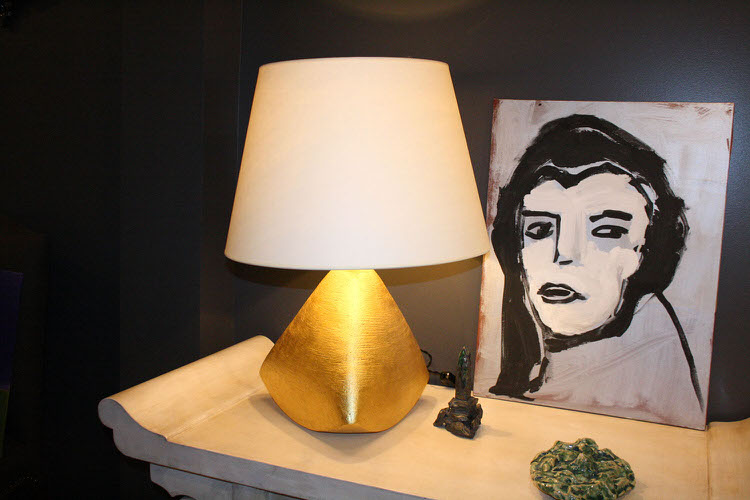 Gilded Ceramic Tricorner Lamp