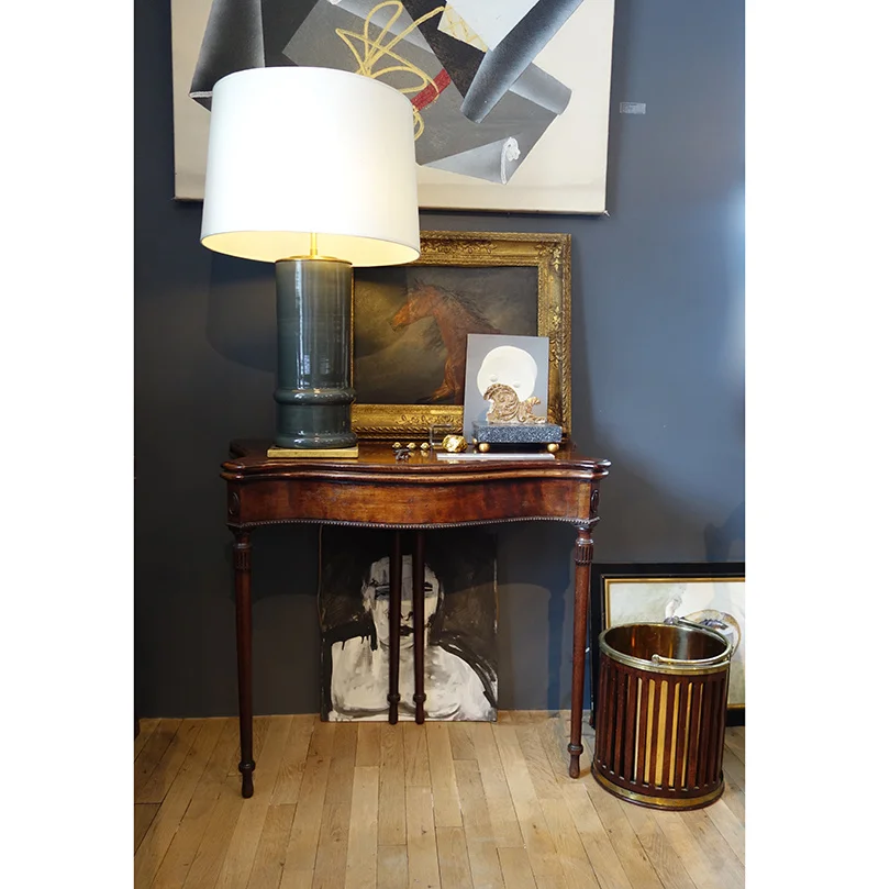 1551_Grey-lamp.jpg