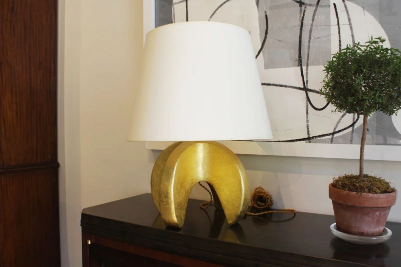 7407b_Claw-lamp-angle.jpg