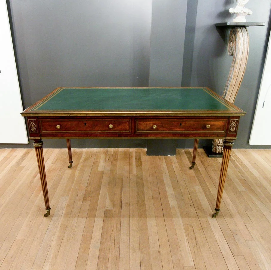 7655_Writing-Table-2016.jpg