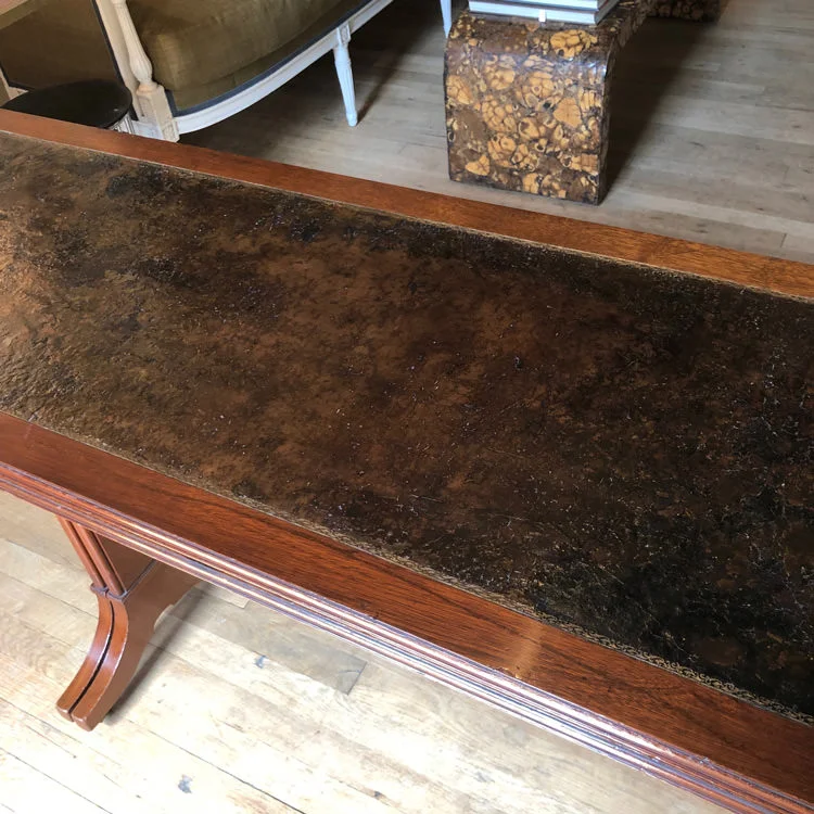 2189_Writing-Table-site-detail.jpg
