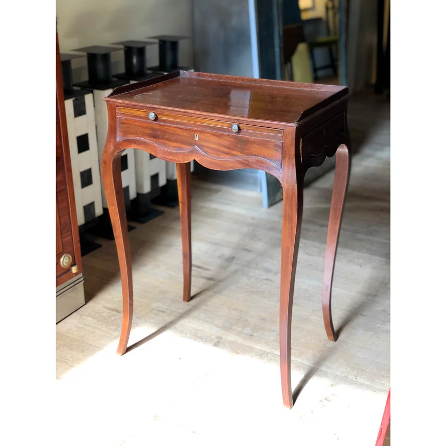 2193_Hepplewhite-Writing-table-site.jpg