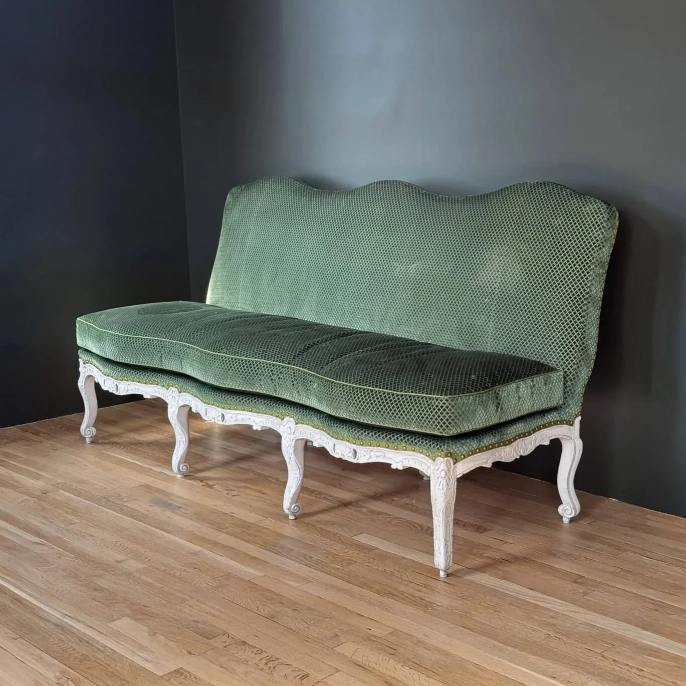 2072_2026-banquette.jpg