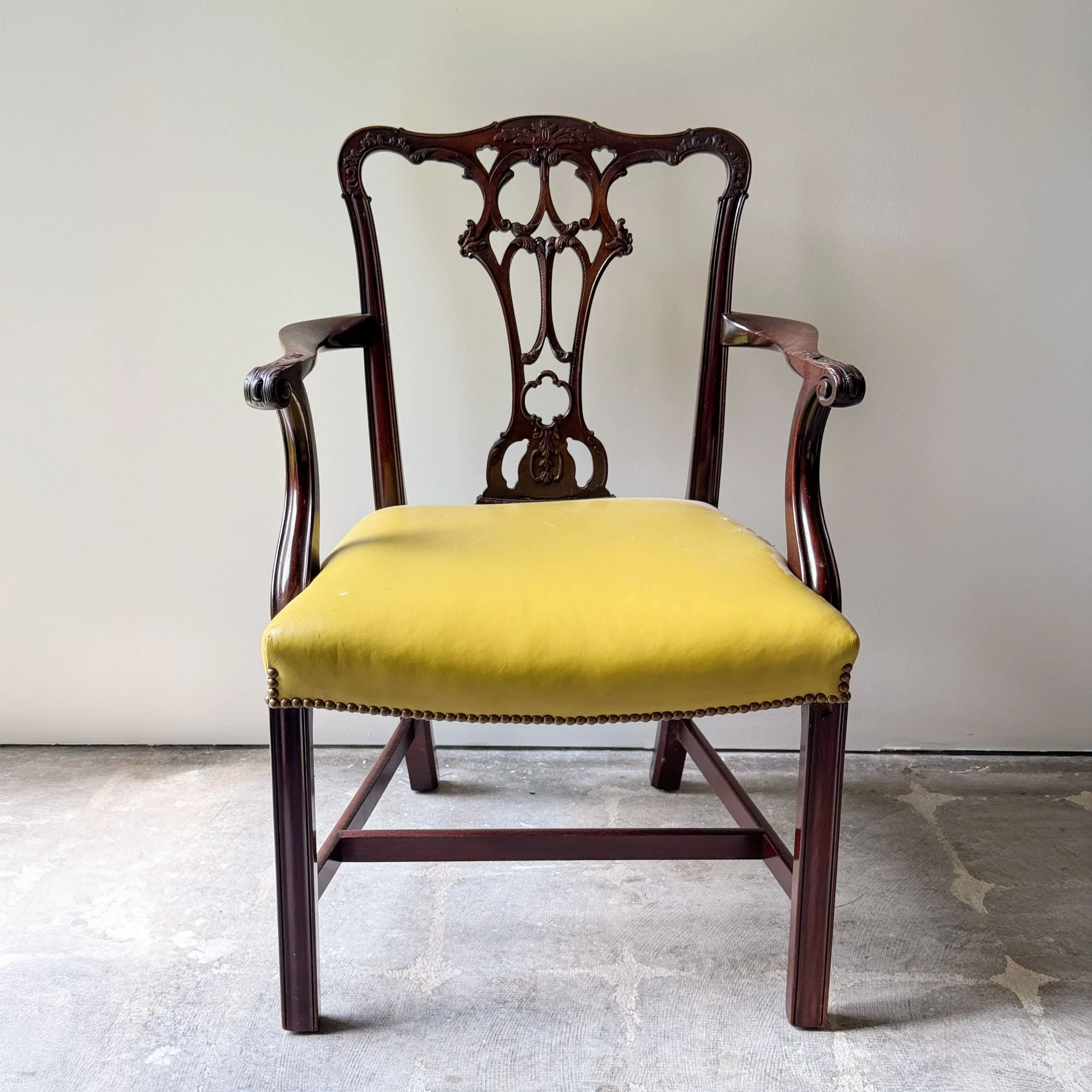 6135_armchair.JPG