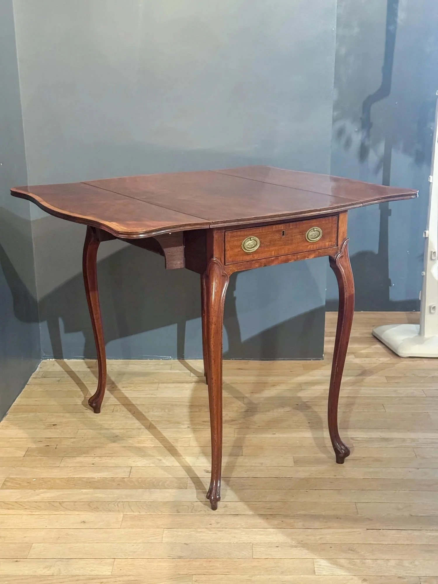 French Hepplewhite Pembroke Table