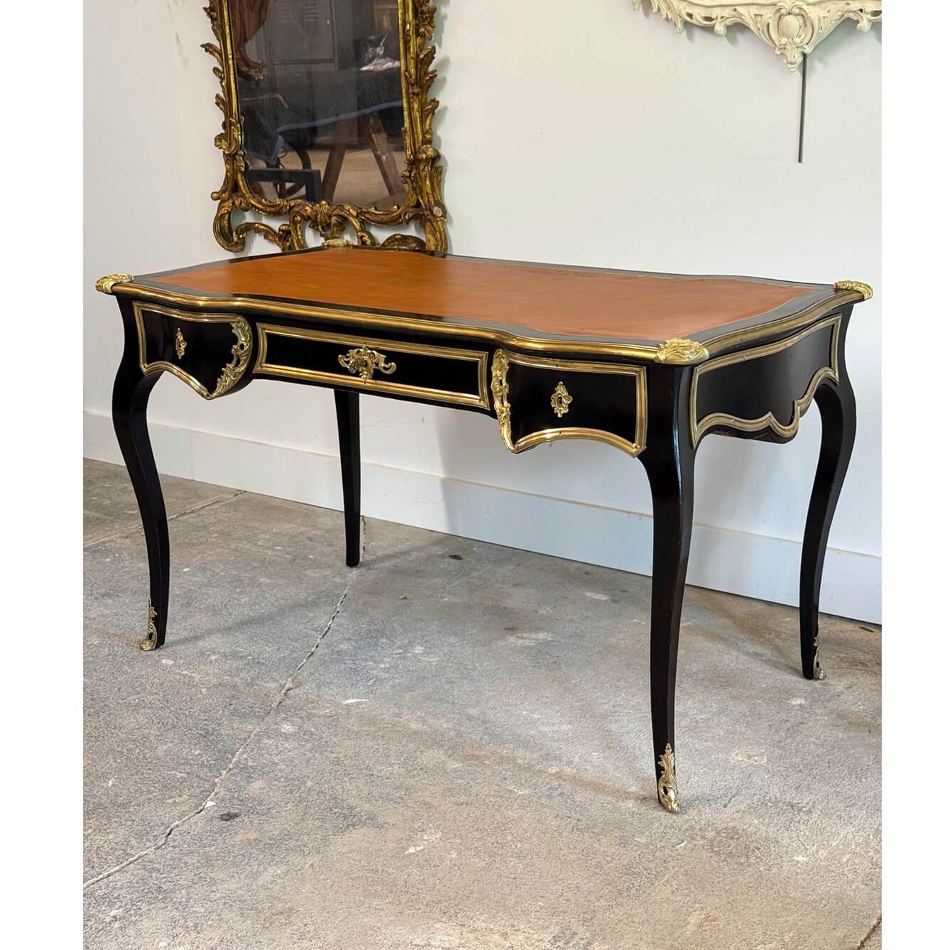 2851_ebonized-writing-table-site.jpg