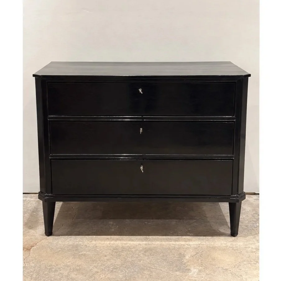 2920_commode+front.jpg